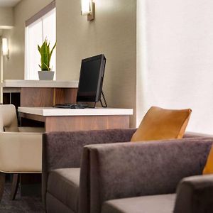 La Quinta Inn By Wyndham Waldorf